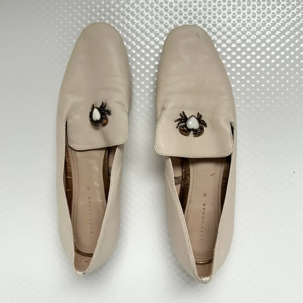 Zara Shoe Women’s 39 (8) Slip On Loafer Crab Embellish Cream Nautical Coastal